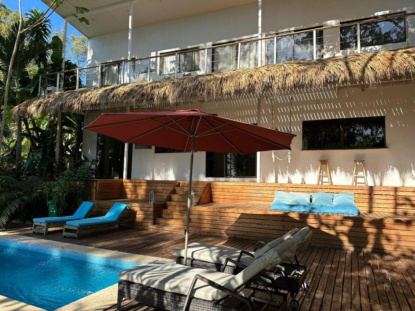 La Sana Surf Hotel, New Management, Few Mn Drive To The Beach Playa Santa Teresa  Exterior foto