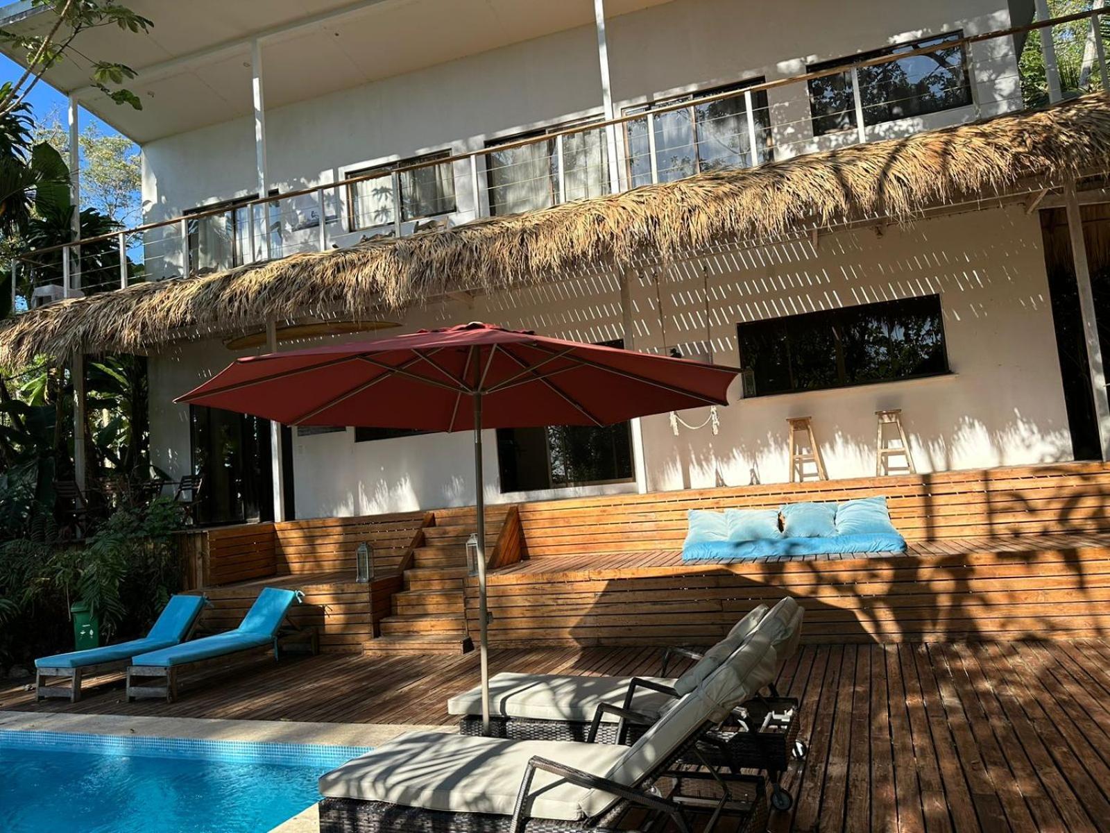 La Sana Surf Hotel, New Management, Few Mn Drive To The Beach Playa Santa Teresa  Exterior foto